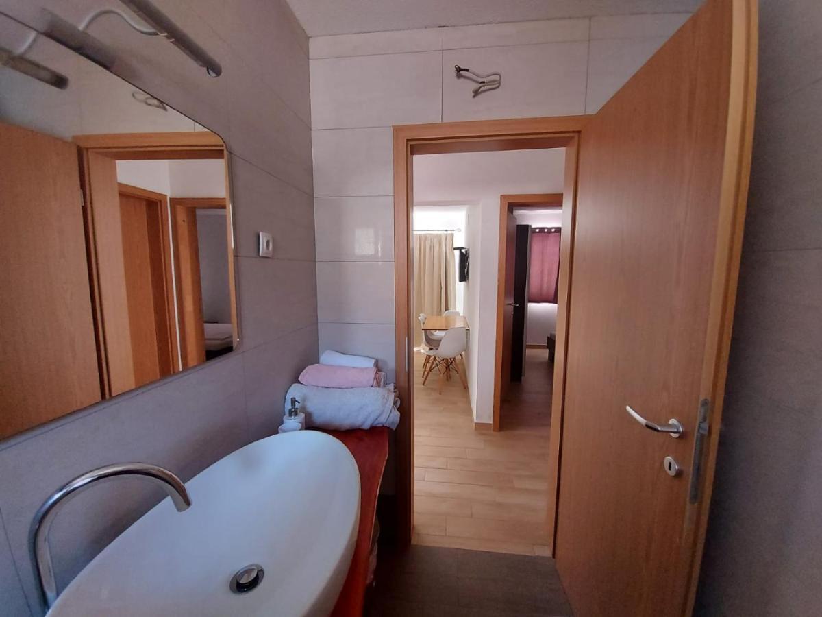 Frane Apartment Zavalatica Exterior photo