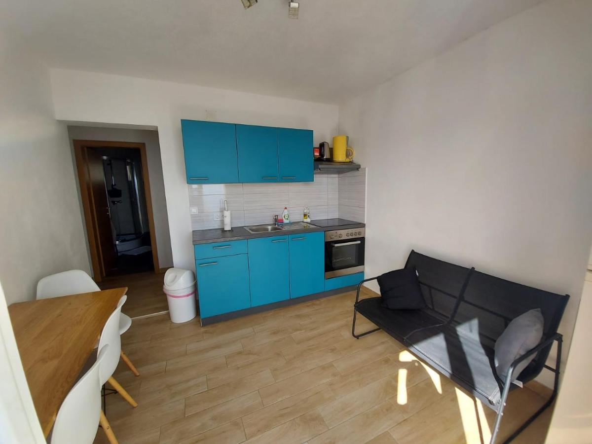 Frane Apartment Zavalatica Exterior photo